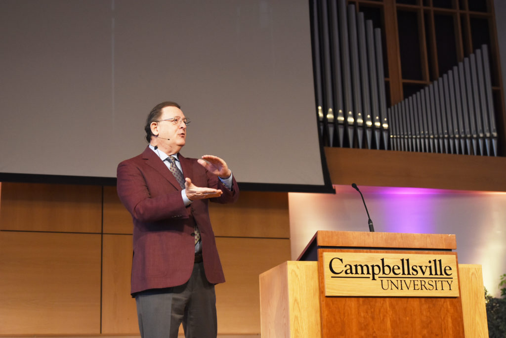 Campbellsville University alumnus, Dr. Billy Compton, speaks of hope at chapel