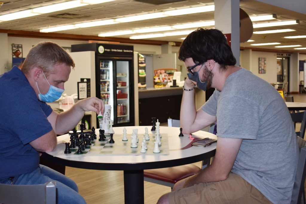 Campbellsville University professor starts chess club; public invited 2