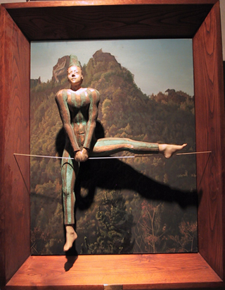 trapeze statue