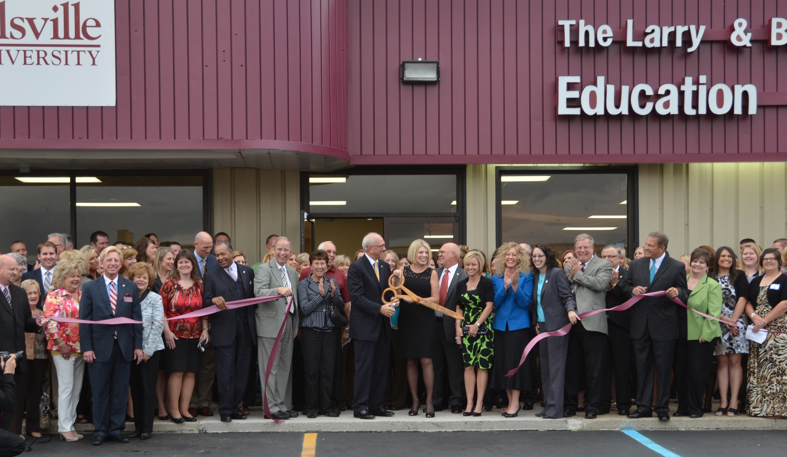 The new Campbellsville University Larry and Beverly Noe Somerset Education Center dedication and Somerset-Pulaski County Chamber of Commerce ribbon cutting event took place on Oct. 15. (Campbellsville University Photo by Linda Waggener)