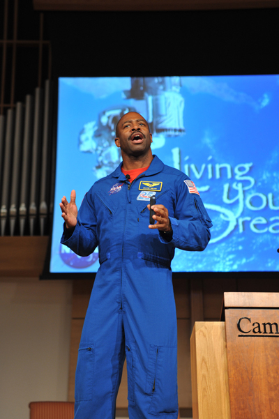 Leland Melvin, NASA astronaut, speaks to Campbellsville  University's FIRST CLASS. (Campbellsville University Photo  by Bayarmagnai "Max" Nergui)