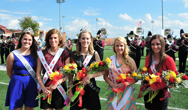 From left are Emily Shultz, last year's Homecoming queen; Erin Clarkson, second runner-up; Mary  Kate Young, queen; Audrey Wunderlich, first runner-up; and Brittany Salmon, freshman  attendant. (Campbellsville University Photo by Ye Wei "Vicky")