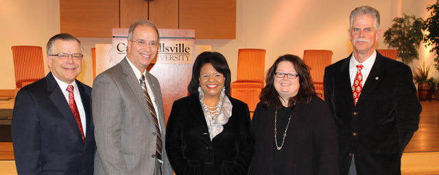 With Renee Shaw, third from left, journalist with Kentucky Educational Television, are, from left: John Chowning, vice president for church and external relations and executive assistant to the president; Dr. Michael V. Carter, president; Shaw; Dr. Twyla Hernandez, assistant professor of Christian ministries; and Ed Pavy, director of campus ministries. (Campbellsville University Photo by Rachel DeCoursey)