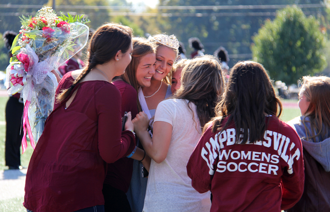 Mhairi Fyfe and her teammates celebrate after she was named Campbellsville University’s 2015 Homecoming Queen